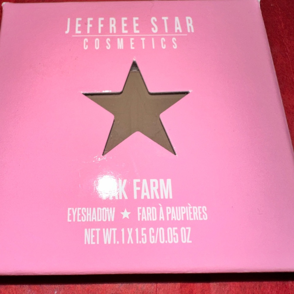 Jeffree Star eyeshadow single in Yak Farm new in box